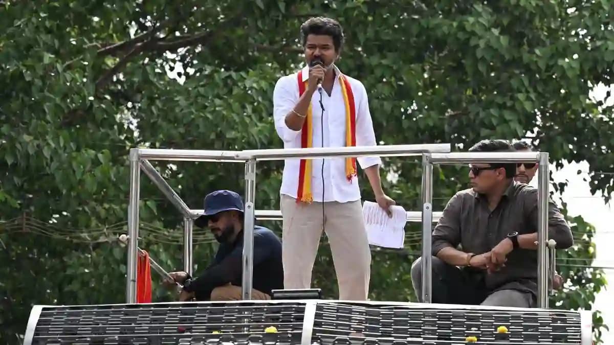 vijay road show