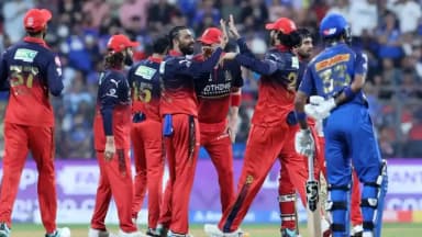 MIvsRCB : கடைசி வரை போராட்டம்...மும்பை கோட்டையில் கொடியை நாட்டிய பெங்களூர்!