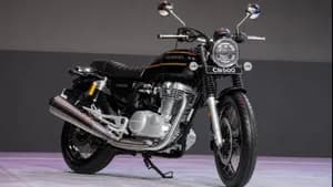 தொடங்கியாச்சு ஹோண்டாவின் புதிய 'CB500' முன்பதிவு! அப்படி என்ன ஸ்பெஷல்?
