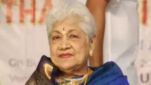 சௌகார் ஜானகிக்கு திடீர் உடல்நலக்குறைவு! மருத்துவமனையில் தீவிர சிகிச்சை!