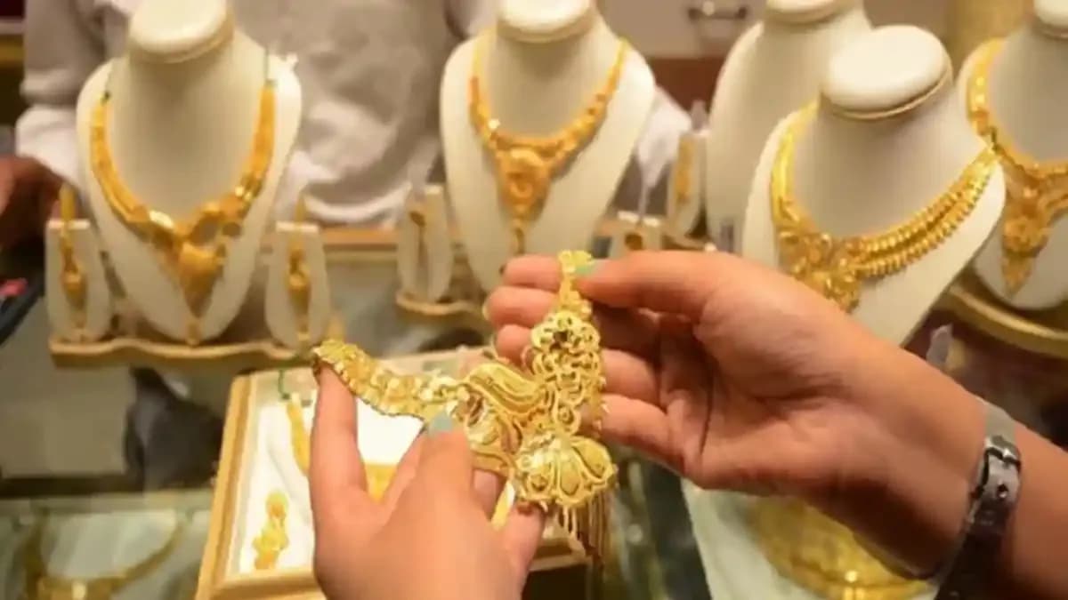 தங்கம் விலை சவரன் ரூ.1,14,400-க்கு விற்பனை!