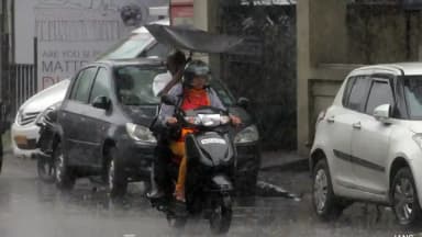 நாளை இங்கெல்லாம் கனமழைக்கு வாய்ப்பு! வானிலை மையம் அலர்ட்!