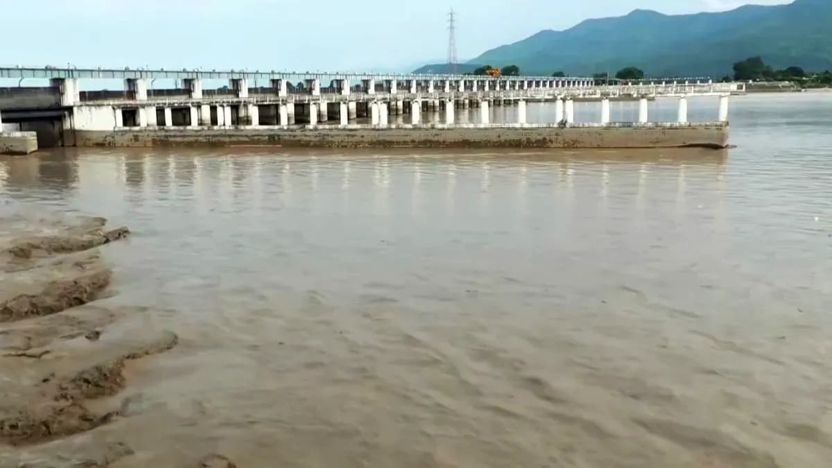 நேபாள வெள்ளம் எதிரொலி! உத்தரப் பிரதேசத்தில் ஹை அலர்ட்...!