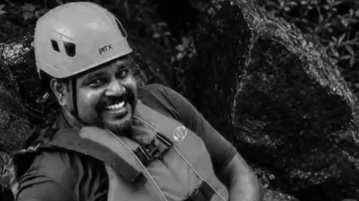 இதயம் கரைகிறதே...முதியவரை காப்பாற்றி உயிரை தியாகம் செய்த மீட்பு வீரர்... கண்ணீரில் கேரளா!