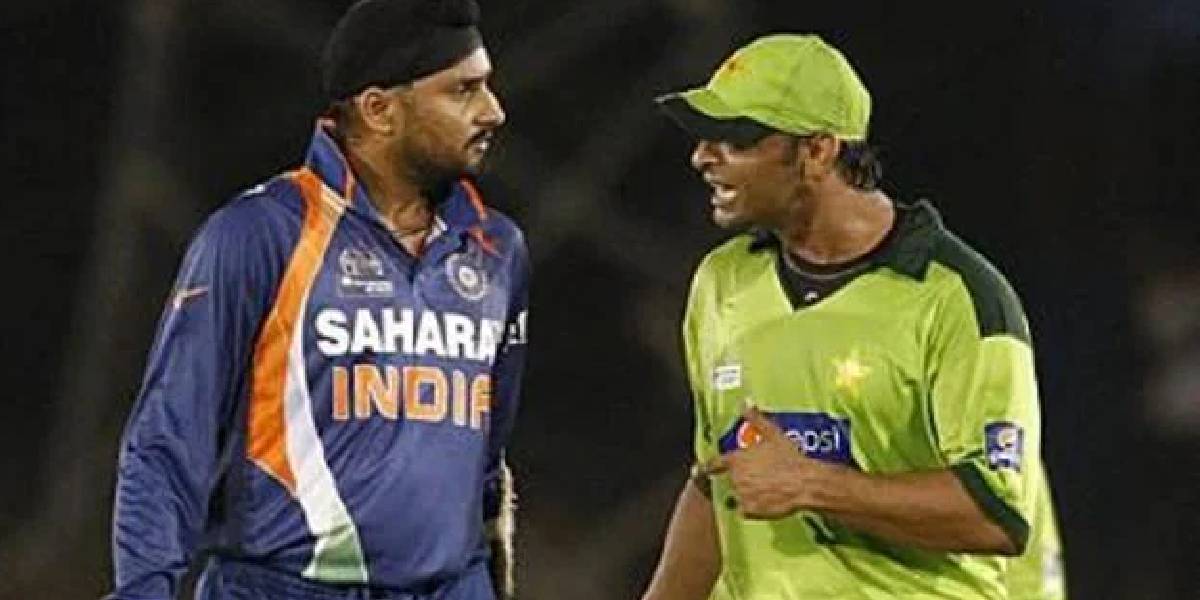 akthar-harbhajan