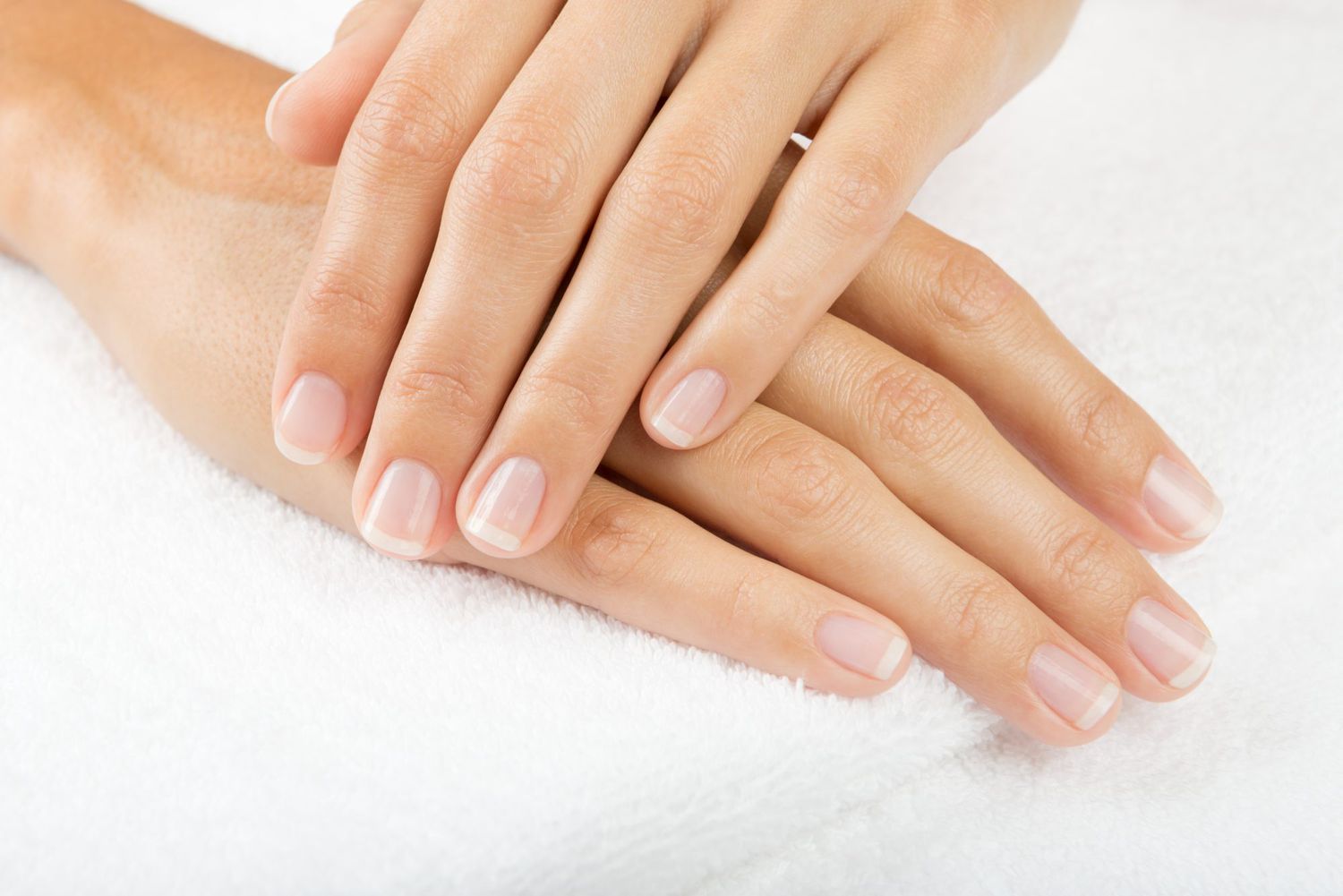 nails