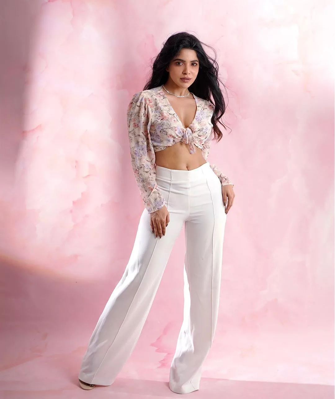 Divya bharathi