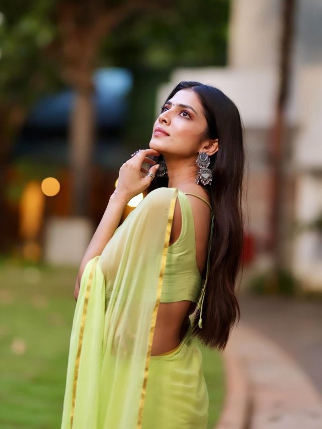 MalavikaMohanan