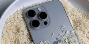 wet iphone