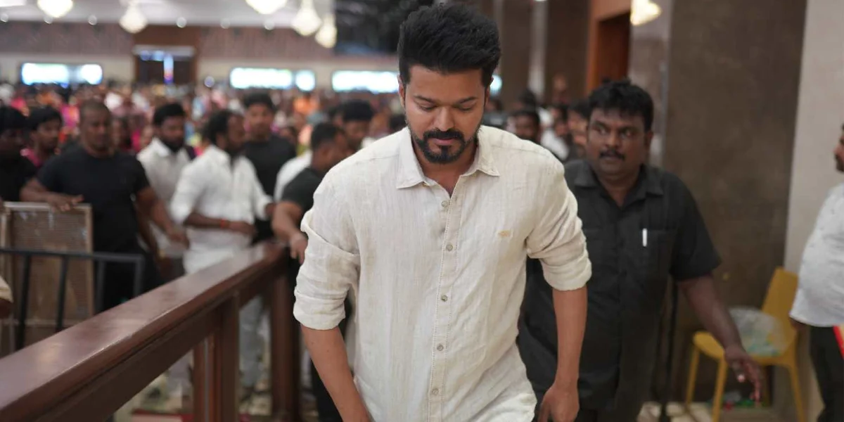 Vijay meets students