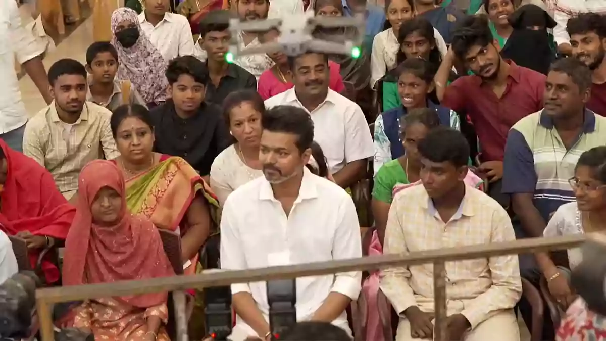 Thalapathy Vijay - studetns