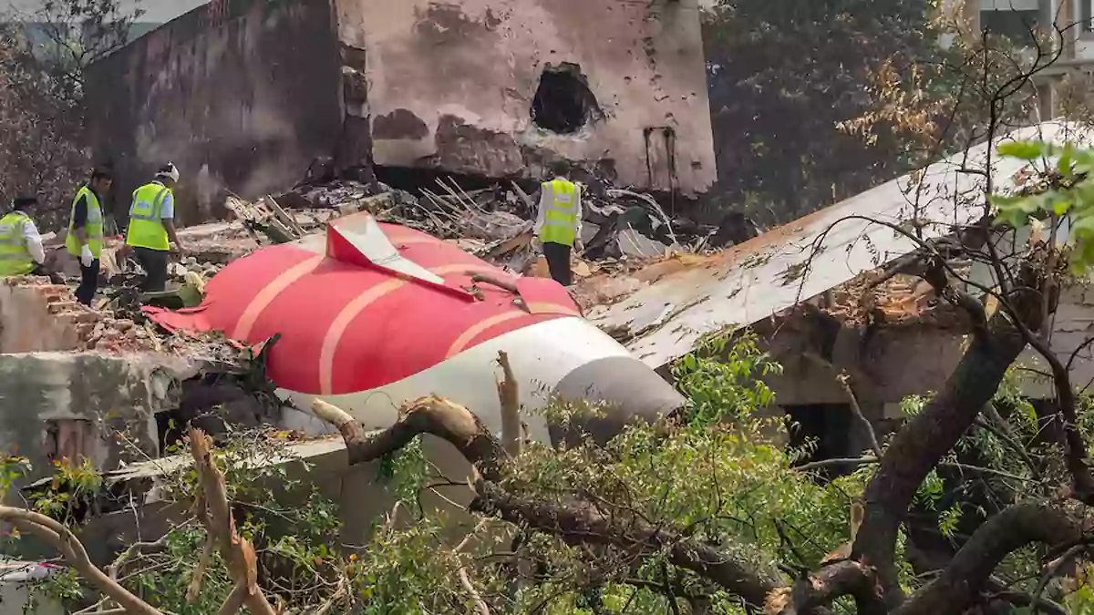 plane crash dead