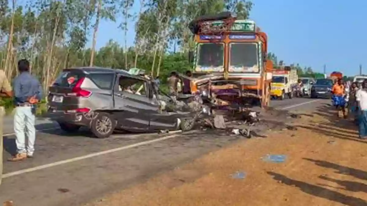 Car -lorry -accident